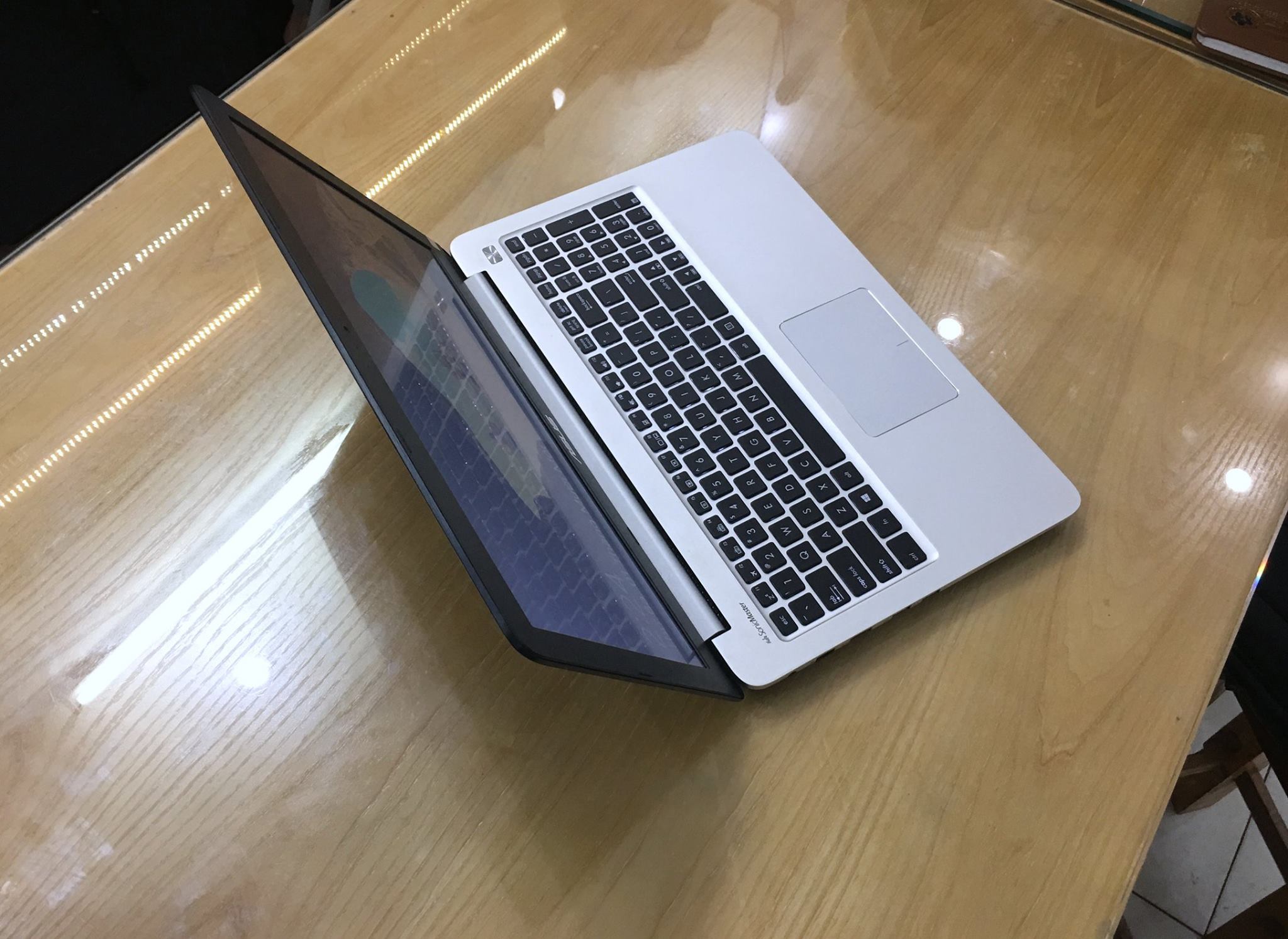 Laptop Asus Asus K501LX-DM083D-8.jpg